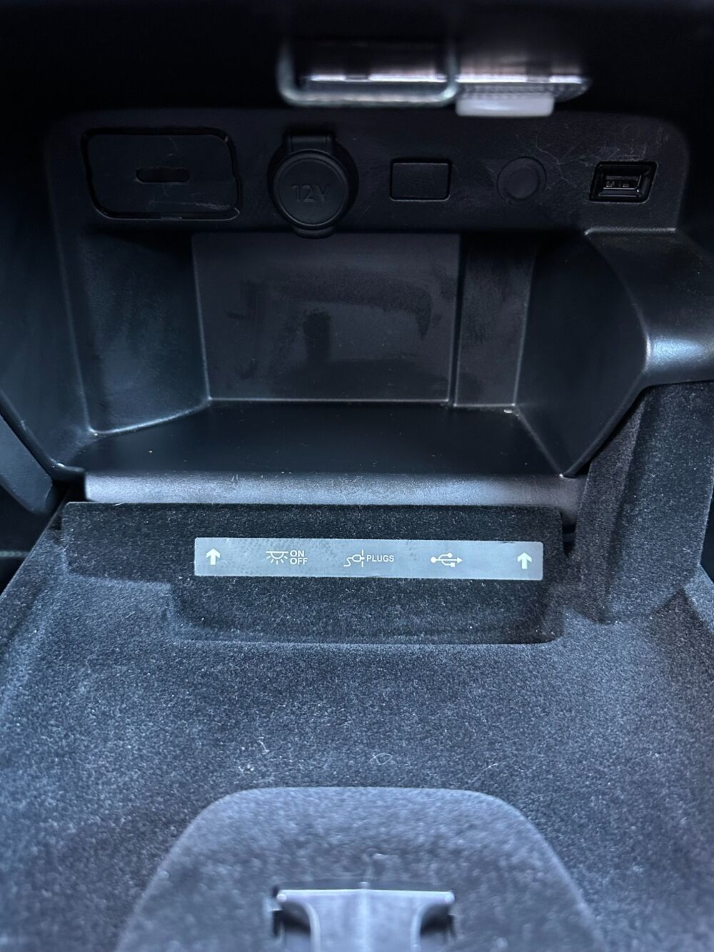 C4 Spacetourer 1.5 BLUEHDI 130CH / FEEL / CAMERA RECUL - CARPLAY - SIEGES C 2019 occasion 44220 Cou&euml;ron