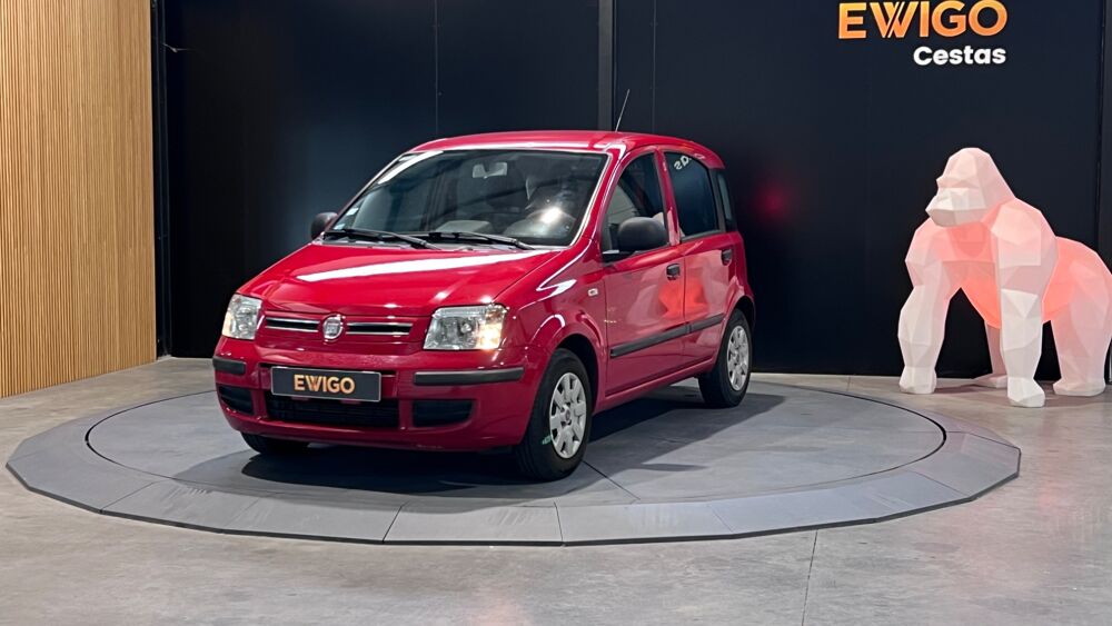 Panda DYNAMIC 1.2 70 TEINTE ROUGE - CLIMATISATION - DISTRIBUTION 0 2011 occasion 33610 Cestas