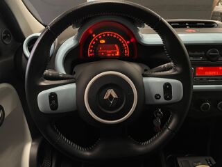 Twingo 1.0 SCE 70CH ZEN- ENTRETIEN RENAULT- FAIBLE KILOMETRAGE 2015 occasion 69400 Arnas