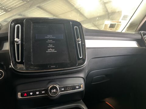 XC40 T5 261 CH RECHARGE HYBRID BUSINESS 2WD DCT / CAMERA DE RECUL 2020 occasion 29000 Quimper