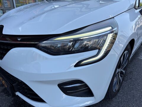 Clio V (5) SOCIETE 1.5 BLUEDCI 100 ch EVOLUTION REVERSIBLE 2023 occasion 64320 Idron