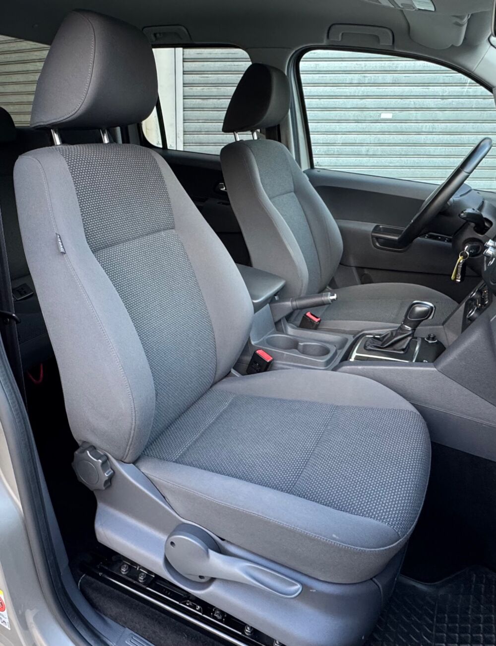 Amarok 2.0 TDI 180 4MOTION BVA + ATTELAGE + CLIM + RADAR AR 2013 occasion 54000 Nancy