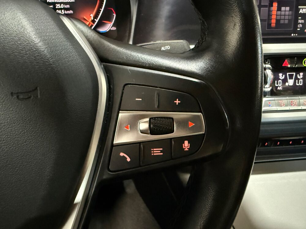 S&eacute;rie 3 2.0 318 D 150 LOUNGE BVA / TOIT OUVRANT / CARPLAY 2020 occasion 29000 Quimper