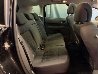 3008 GENERATION-I 1.6 HDI 115 Ch ALLURE GPS/ RADAR DE RECUL 2013 occasion 24750 Tr&eacute;lissac