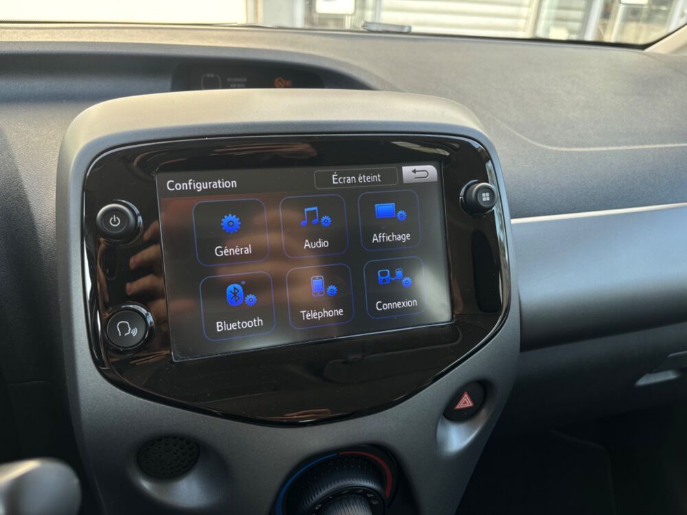Aygo 1.0 VVTI 72CH X-PLAY X-SHIFT BVA - 1ERE MAIN - SUIVI COMPLET 2021 occasion 57600 Forbach