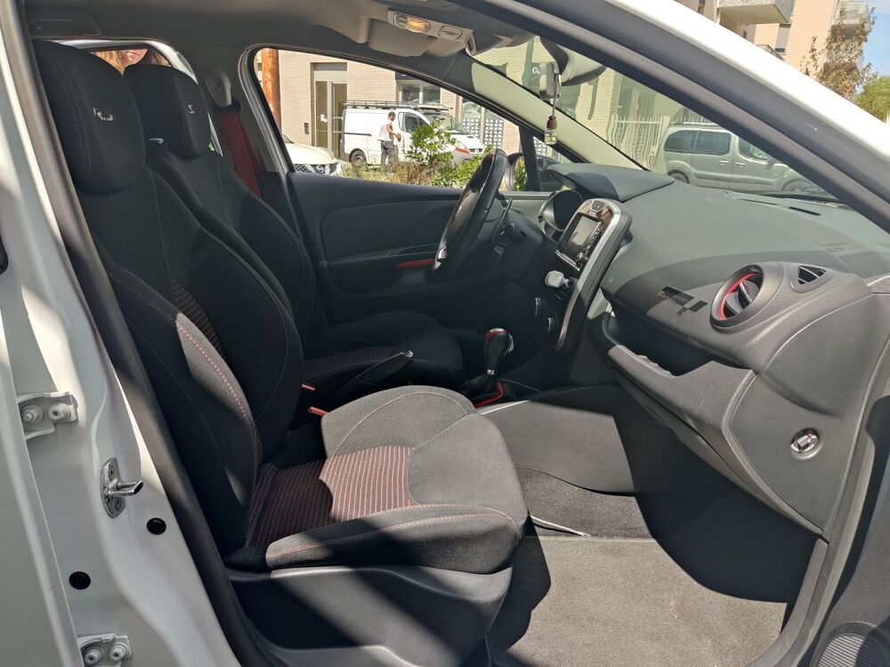 Clio 1.6 200 RS EDC BVA 2015 occasion 69150 D&eacute;cines-Charpieu