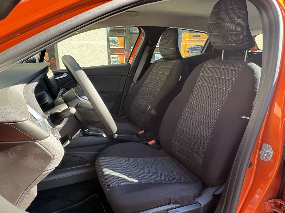 Clio 1.6 E-TECH FULL HYBRID 145 ch EVOLUTION – 1&Egrave;RE MAIN – CARPLA 2025 occasion 77700 Serris