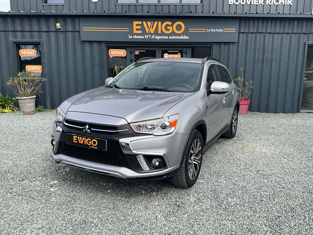 Asx 1.6 DID 115CH BLACK COLLECTION / CARPLAY / NAVIGATION / ATTE 2018 occasion 17000 La Rochelle