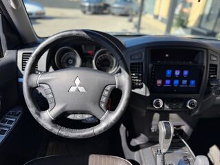 Pajero 3.2 DI-D 200CH INTENSE 4WD - SIEGES SEMI CUIR - 7 PLACES 2012 occasion 13700 Marignane