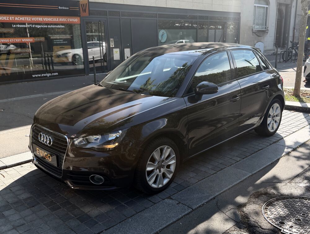 A1 SPORTBACK 1.6 TDI 90 AMBITION 2012 occasion 33100 Bordeaux