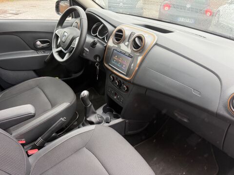 Sandero 0.9 TCE 90 CH Stepway phase II 2017 occasion 25000 Besan&ccedil;on