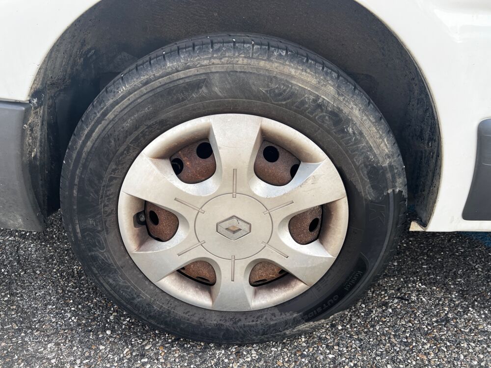 Trafic FOURGON 2.5 DCI 145 CH L2H1 EXTRA BVA / DISTRIBUTION FAITE 2010 occasion 47000 Agen