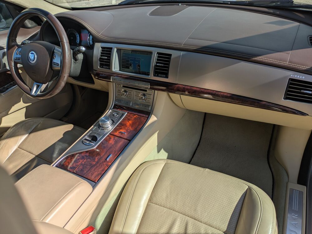 XF S - V6 3.0 D 275ch LUXURY PREMIUM BVA 2010 occasion 25300 Pontarlier