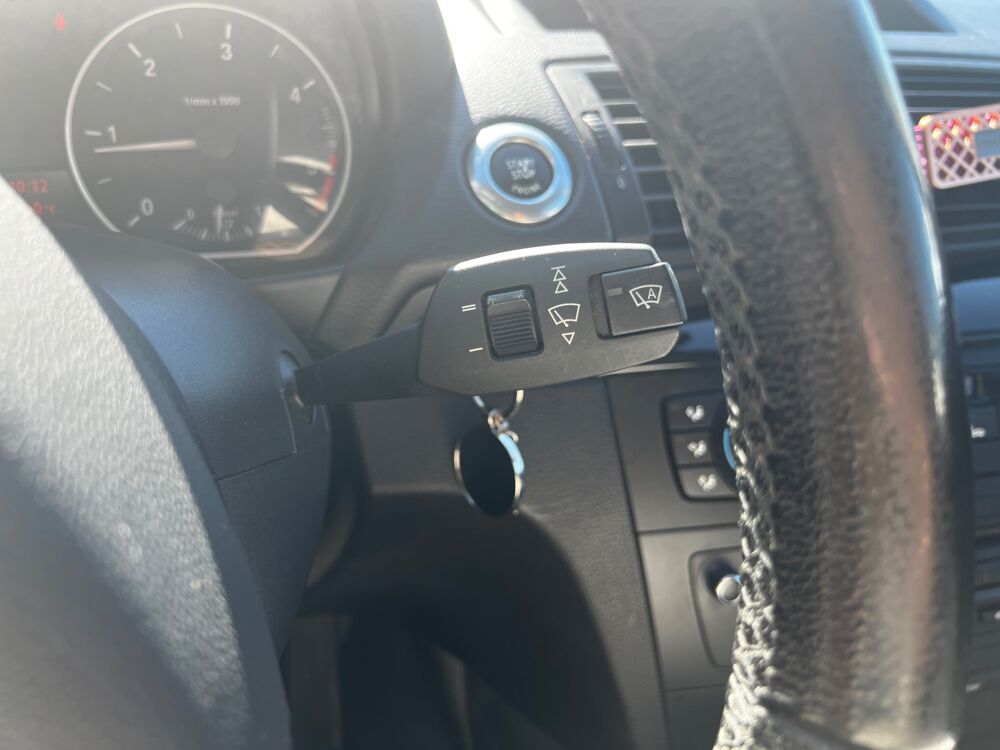 S&eacute;rie 1 2.0 118 D 143 CH CONNECT DRIVE 2011 occasion 47000 Agen