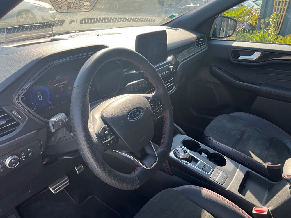 Kuga 2.5 DURATEC 242 PHEV 14.4KWH / ST LINE PLUS / 4x4 / Premi&egrave;re 2023 occasion 17000 La Rochelle