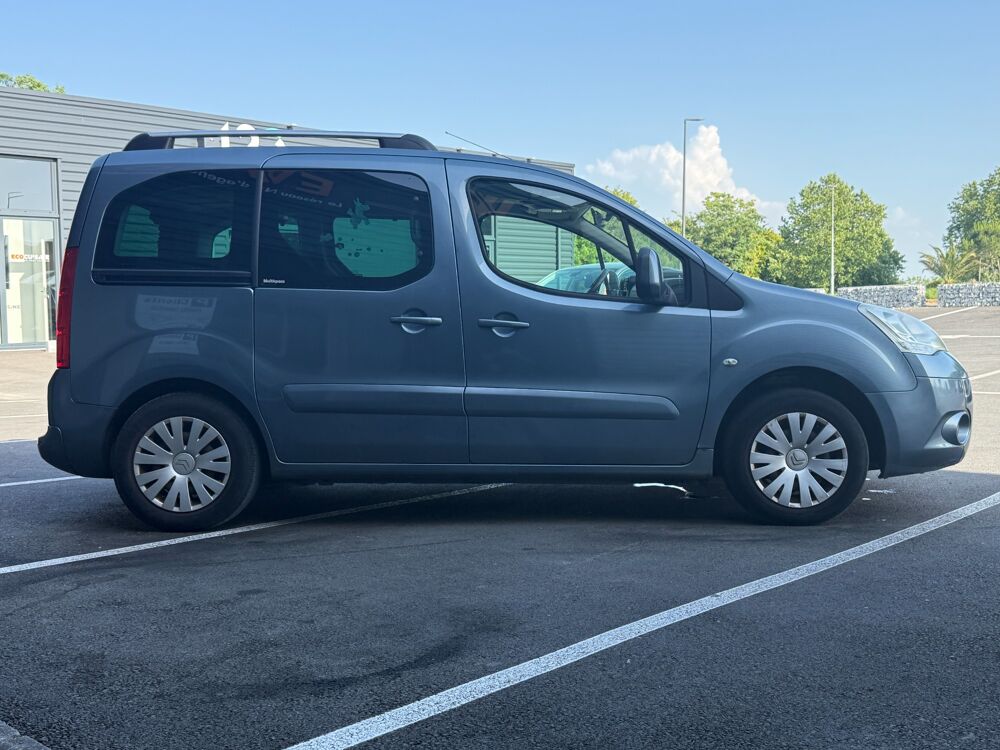 Berlingo COMBI MULTISPACE 1.6 HDI 90ch / ATTELAGE 2011 occasion 17100 Saintes