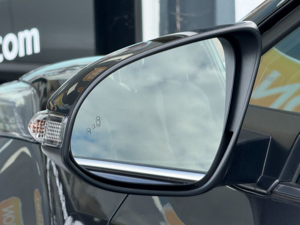 C-HR 2.0 HSD 184H 150 FULL-HYBRID 1.4KWH S&eacute;rie Sp&eacute;ciale TEAM DEUT 2022 occasion 64122 Urrugne