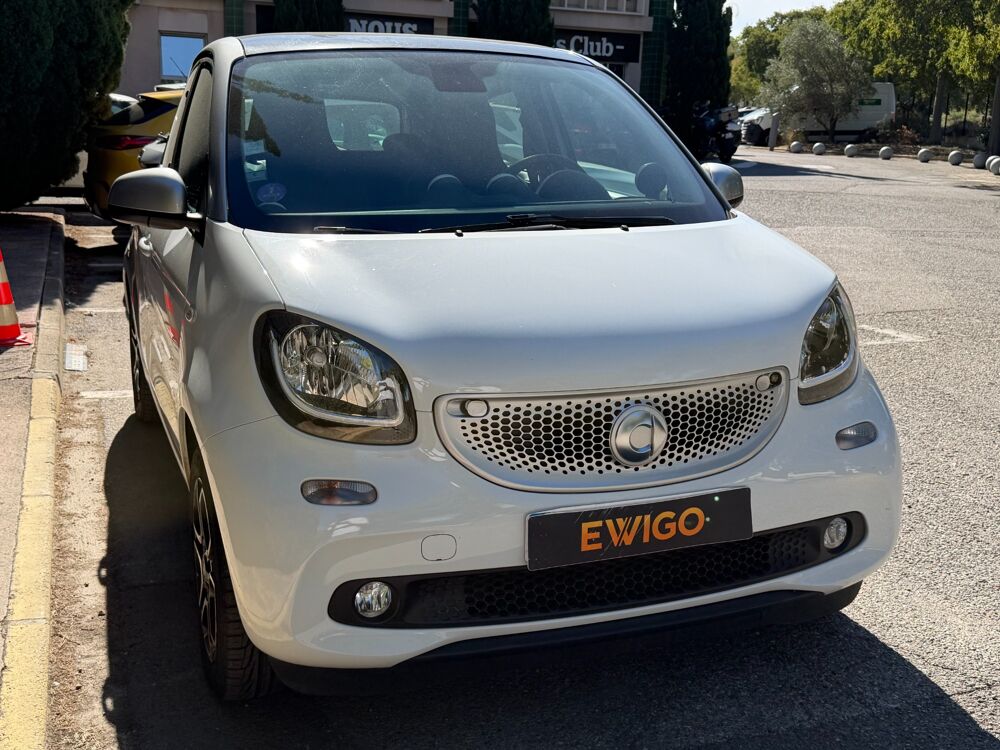 ForFour 90ch PRIME * TOIT PANORAMIQUE*CLIMATISATION 2015 occasion 13009 Marseille