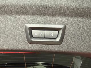 S&eacute;rie 1 1.5 120I A 170CH M SPORT MHEV HYBRID DKG / GARANTIE CONSTRUC 2024 occasion 29000 Quimper