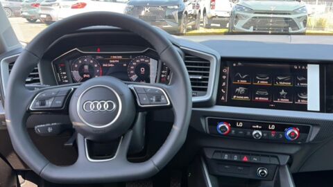 A1 30 TFSI 116CH S TRONIC 7 S LINE - GRIS / TOIT NOIR 2026 occasion 13700 Marignane