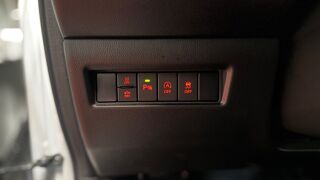 Swift 1.2 DUALJET 83CH CVT PRIVIL&Egrave;GE / RADAR AV&AR / R&Eacute;GULATEUR / 2021 occasion 29000 Quimper