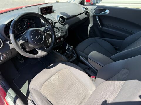 A1 1.6 TDI 90ch AMBIENTE 2013 occasion 17100 Saintes