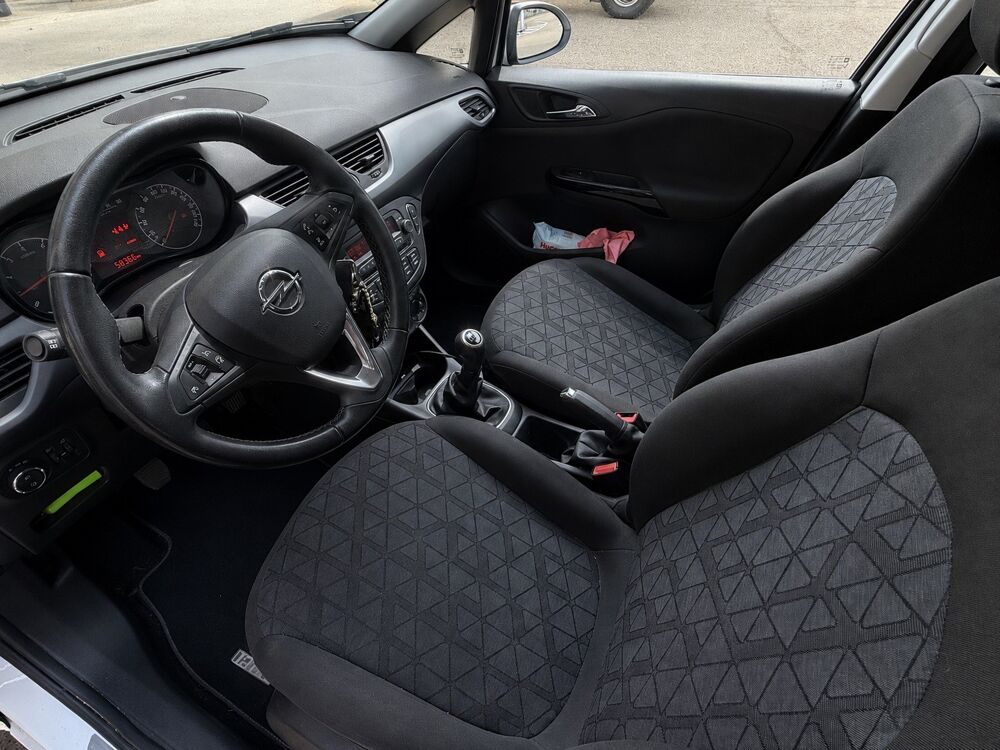 Corsa 1.2 70 CH - ACTIVE - CHA&Icirc;NE DE DISTRIBUTION 2019 occasion 26000 Valence