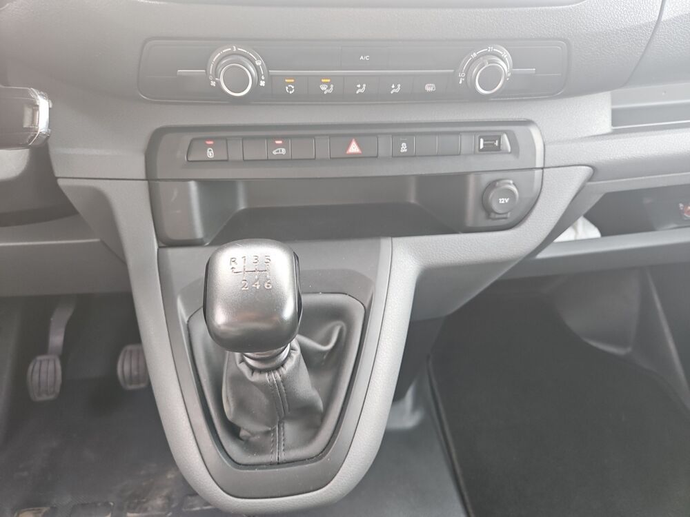 Expert FOURGON 1.6 BLUEHDI 115 L1 PREMIUM PACK START-STOP 2018 occasion 38590 Saint-&Eacute;tienne-de-Saint-Geoirs
