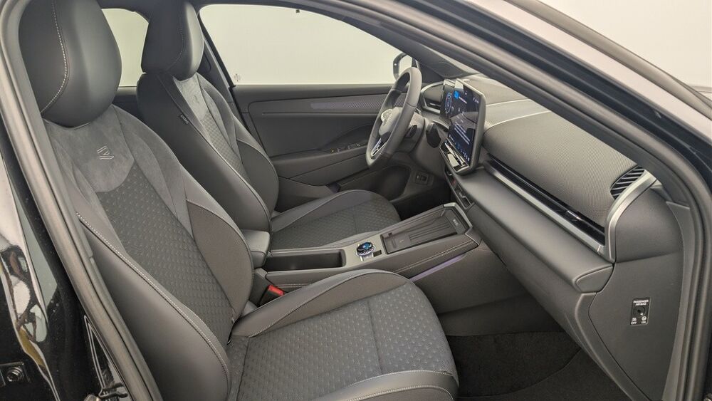 T-ROC 1.5 eTSI HYBRID 150CH DSG7 R-LINE - NOIR EBENE 2026 occasion 13700 Marignane