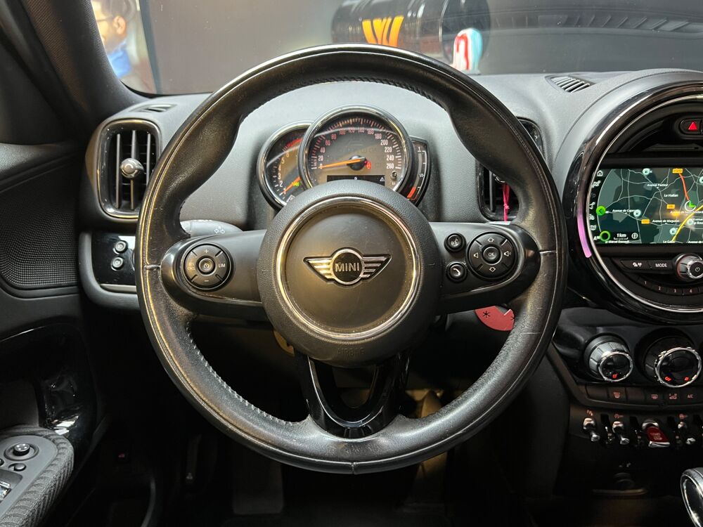 Countryman 1.5 135 COOPER BVA// FINITION OAKWOOD// TOIT OUVRANT// CAMER 2018 occasion 33320 Eysines