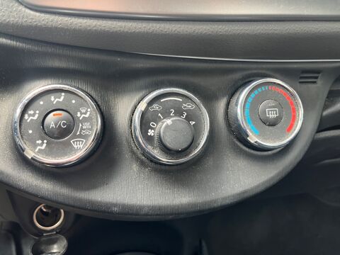 Yaris 1.4L D4D 90ch + CAMERA DE RECUL / GPS / CLIM 2012 occasion 38420 Le Versoud