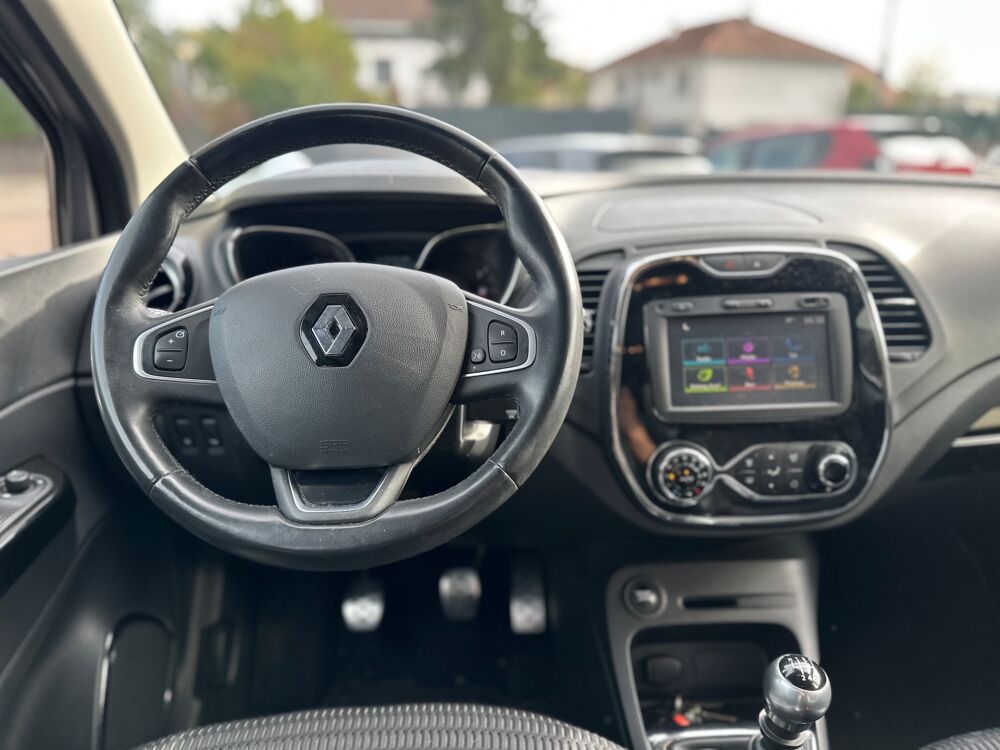 Captur 1.5 DCI 110 ENERGY INTENS START-STOP 2016 occasion 25000 Besan&ccedil;on