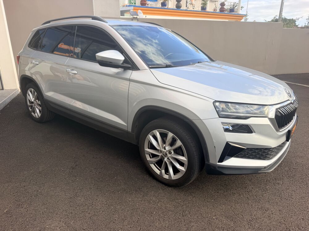 Karoq 1.0 TSI 110 Ch AMBITION + CAMERA DE RECUL + CARPLAY 2023 occasion 97410 Saint-Pierre