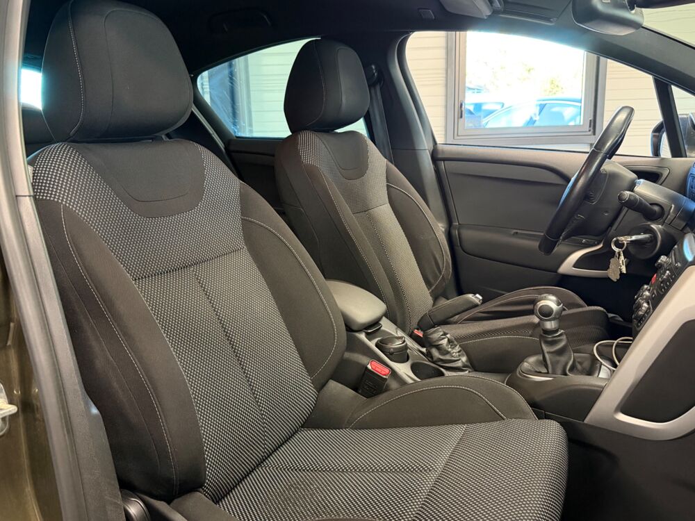 DS4 1.6 VTI 120 Ch SOCHIC - ATTELAGE 2012 occasion 79000 Niort