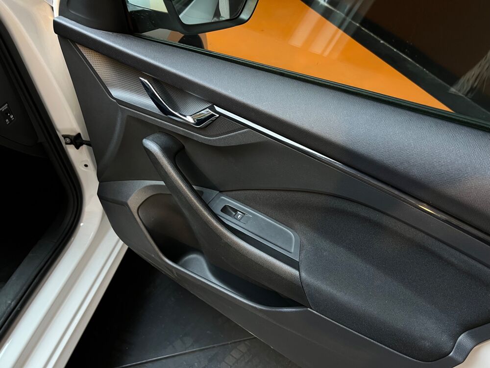 Kamiq 1.0 TSI 115 ESSENCE AMBITION DSG BVA // CARPLAY // CAMERA RE 2020 occasion 33320 Eysines
