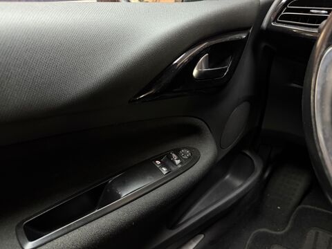 DS3 1.6 VTI 120CH SOCHIC - BVA - MOTEUR &Agrave; CHA&Icirc;NE - CAM&Eacute;RA DE RE 2015 occasion 33320 Eysines