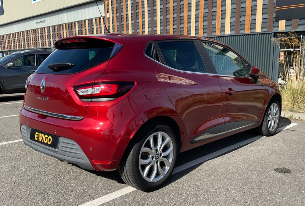 Clio 1.2 TCE 120 ENERGY INTENS 2018 occasion 78410 Flins-sur-Seine