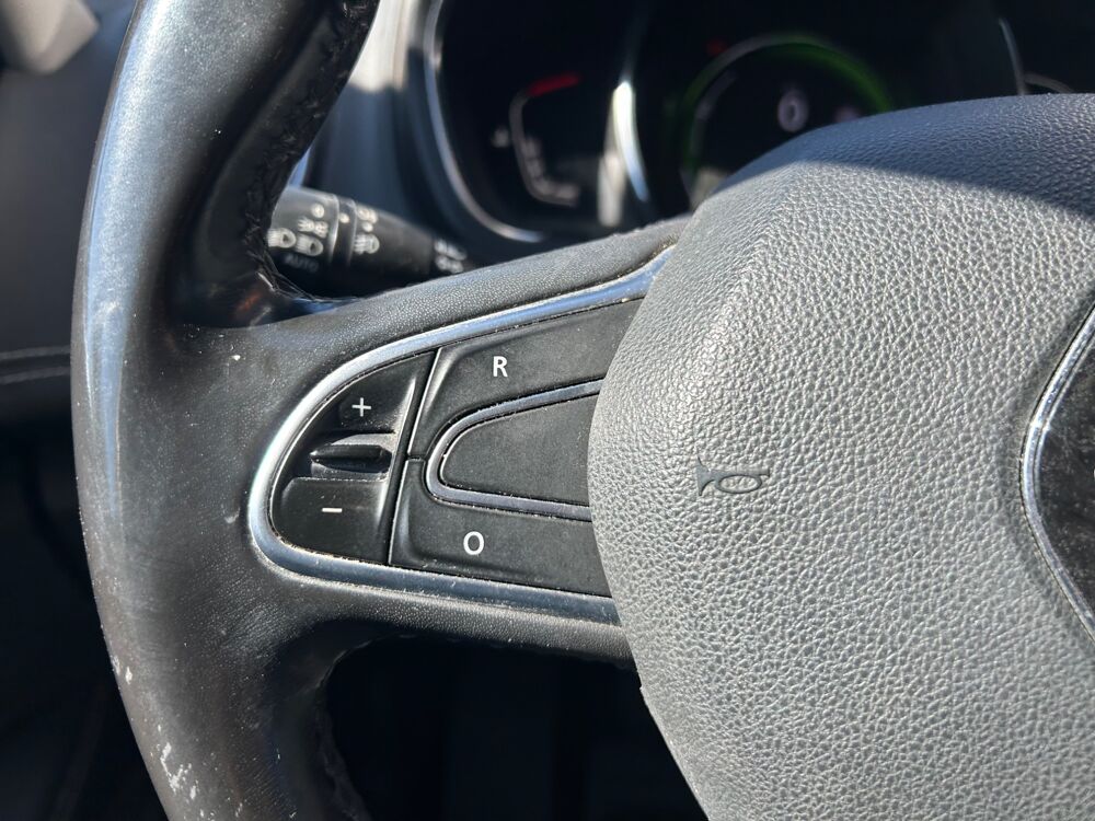Grand scenic IV 1.2L TCE 130ch 7 PLACES ENERGY INTENS - CAMERA DE RECUL 2017 occasion 38420 Le Versoud