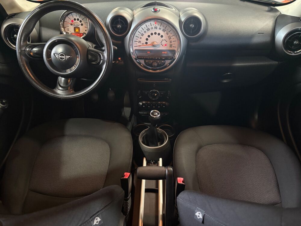Countryman 1.6 120 CH / RADARS ARR 2011 occasion 29000 Quimper