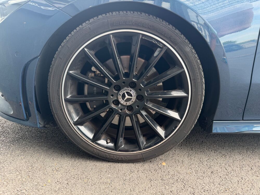 Classe CLA 200D 2.0 150Ch AMG LINE 8G-DCT BVA - ENTRETIEN COMPLET MERCE 2020 occasion 26000 Valence