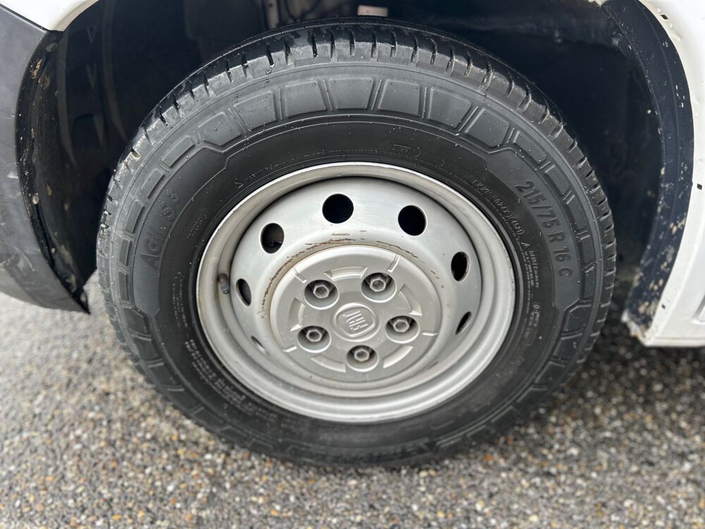 Ducato COMBI MAXI 2.3 MJT 140 CH 40 MJT / 8 PLACES / ATTELAGE 2020 occasion 47000 Agen