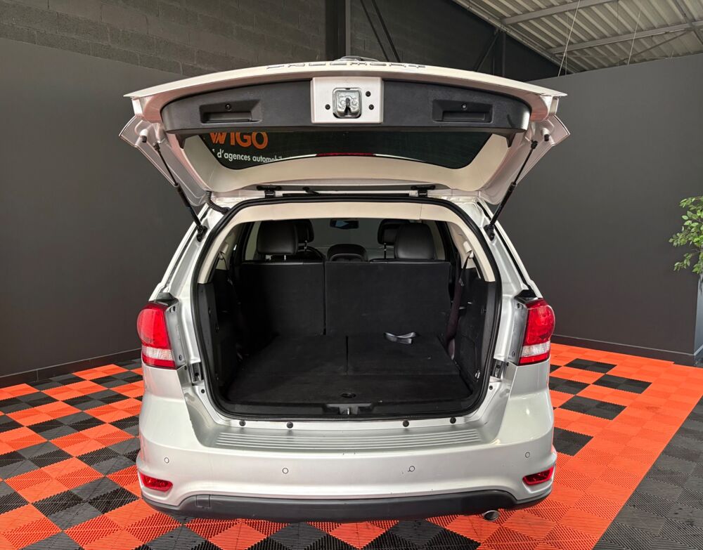 Freemont 2.0 MJT 136 CH / COURROIE OK / RADARS ARR / REGULATEUR / 7 P 2012 occasion 29000 Quimper