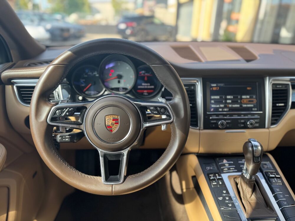 Macan 3.0 V6 258CH S DIESEL - PDK - ENTRETIEN PORSCHE 2015 occasion 13700 Marignane