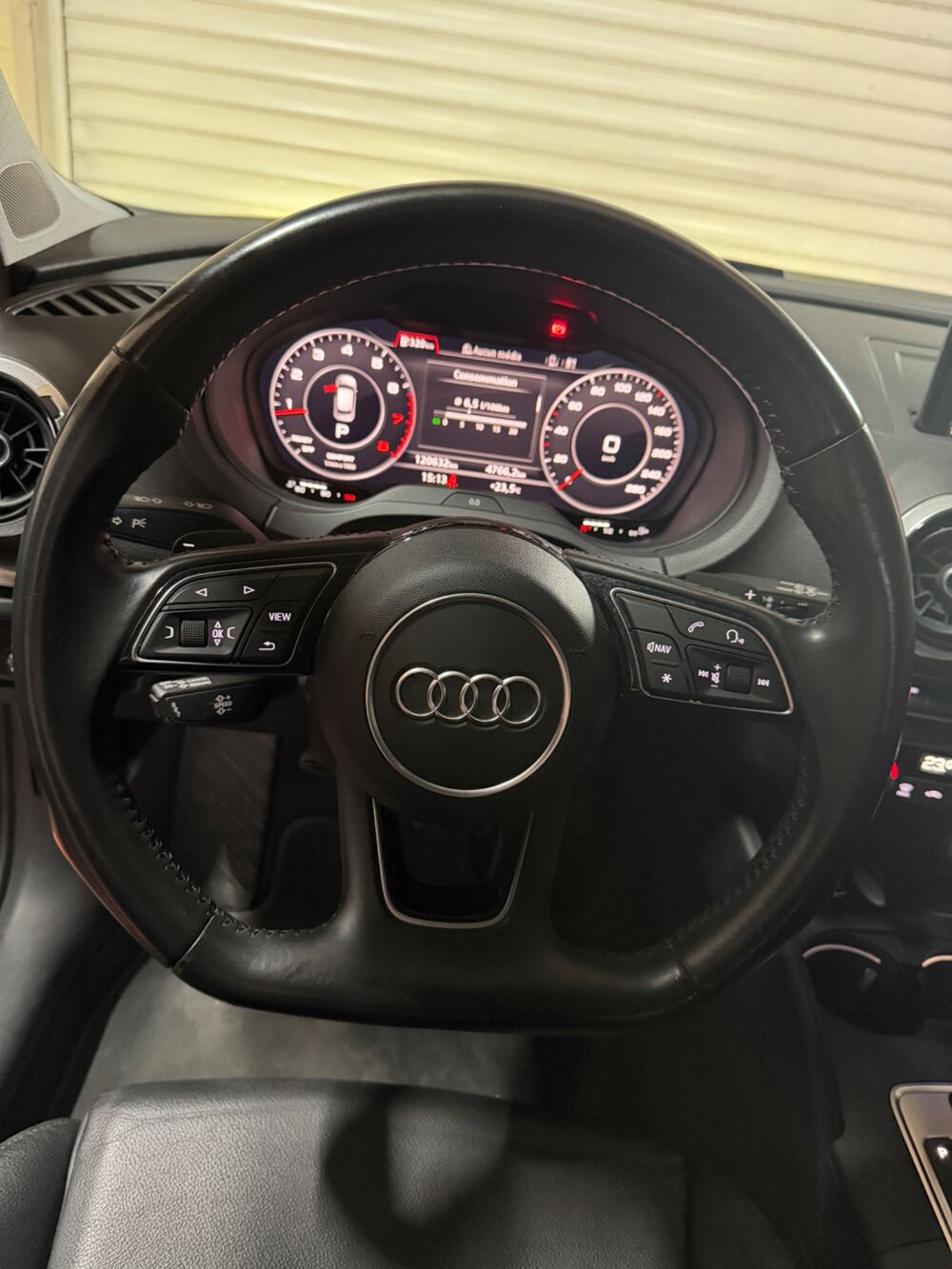 A3 SPORTBACK 1.4-TFSI 150CV DESIGN LUXE S-TRONIC BVA-TOIT OUVRA 2017 occasion 60740 Saint-Maximin