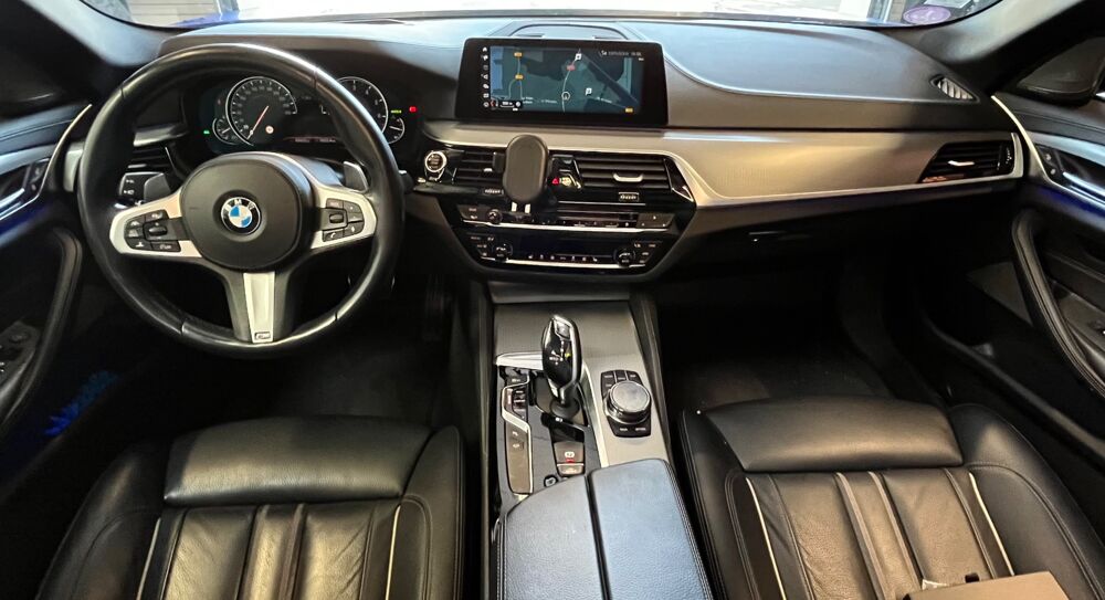 S&eacute;rie 5 3.0 540I 340CH PACK M XDRIVE COVERING/COULEUR D'ORIGINE BLEU 2018 occasion 33260 La Teste-de-Buch