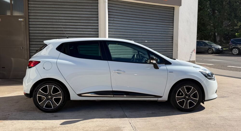 Clio IV 0.9 TCE 90 LiMITED + ATTELAGE + RADAR AR 2016 occasion 54000 Nancy