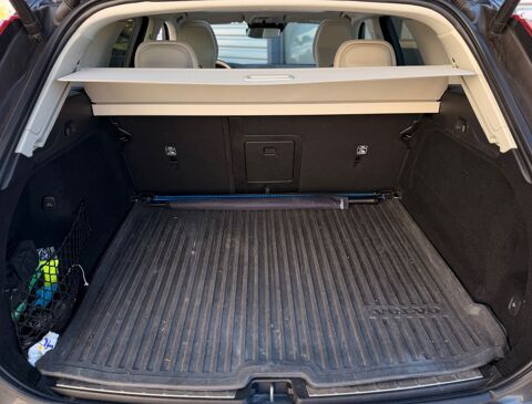 XC60 2.0 B5 D 249H 235ch MHEV HYBRID INSCRIPTION LUXE AWD GEARTRO 2020 occasion 25300 Pontarlier