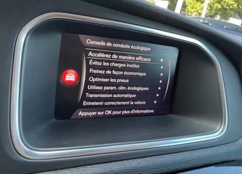 V40 II (2) 1.5 T2 122 MOMENTUM GEARTRONIC 6 + CARPLAY + TOIT PAN 2018 occasion 54000 Nancy