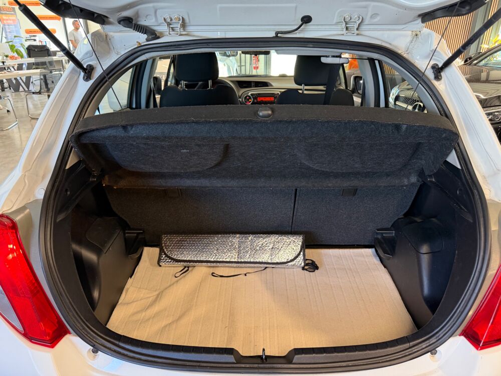 Yaris 1.0 VVTI 70 Ch ACTIVE - JANTES ALU 2013 occasion 79000 Niort