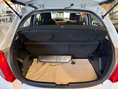 Yaris 1.0 VVTI 70 Ch ACTIVE - JANTES ALU 2013 occasion 79000 Niort